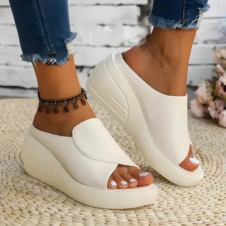 Eliza™ – Orthopedische Instap Wedge Sandalen