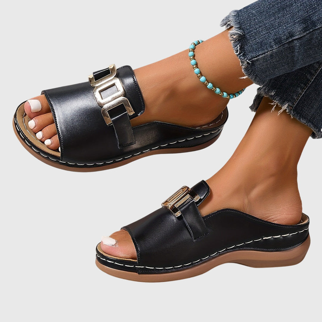 Kathryn™ | Comfortabele Gespsandalen