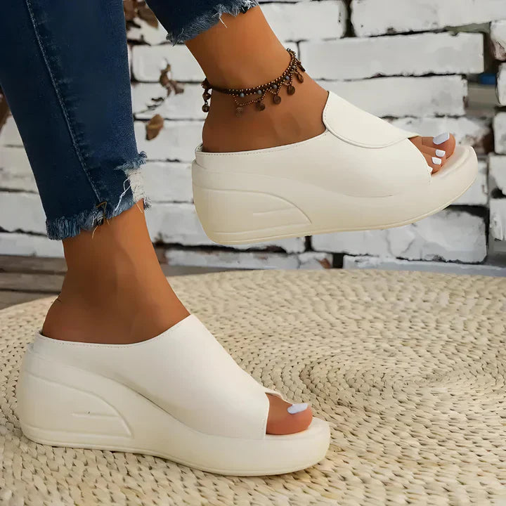 Eliza™ – Orthopedische Instap Wedge Sandalen