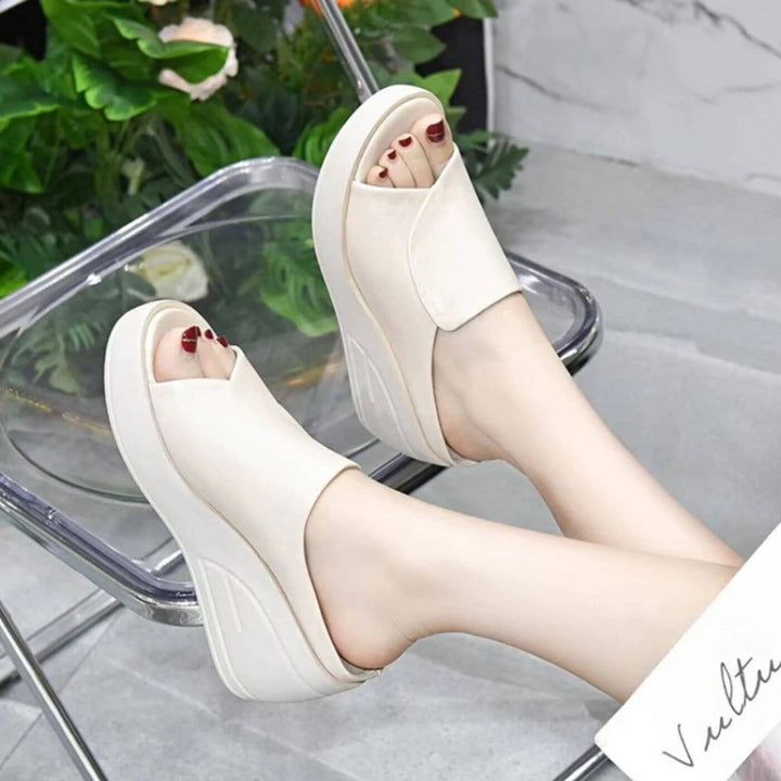 Eliza™ – Orthopedische Instap Wedge Sandalen